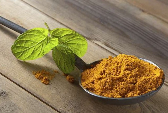 Turmeric-with-Mint